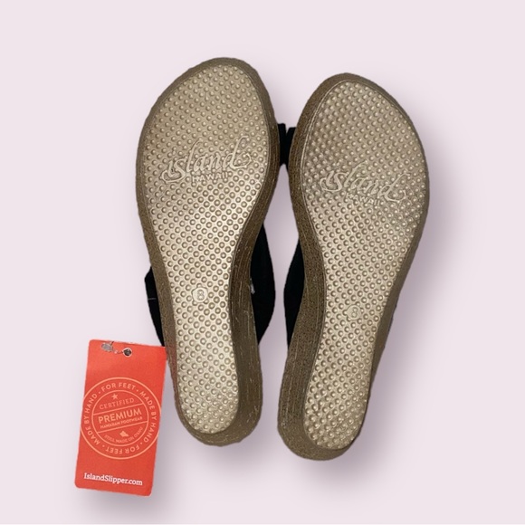 Island Slipper Wedge - Picture 3 of 4